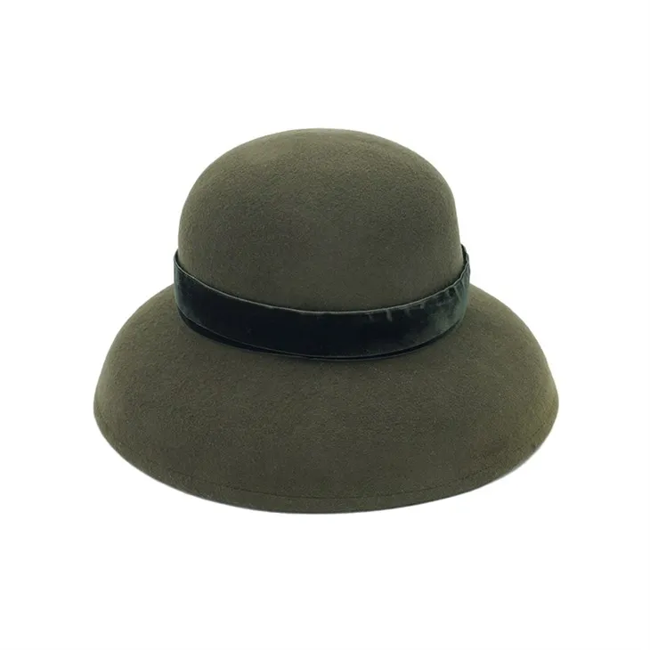 Svartgrænir ullarhúfur