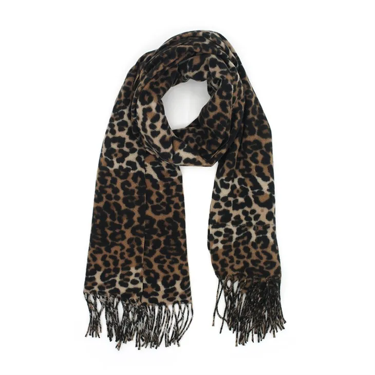 Leopard prentaður trefil 073